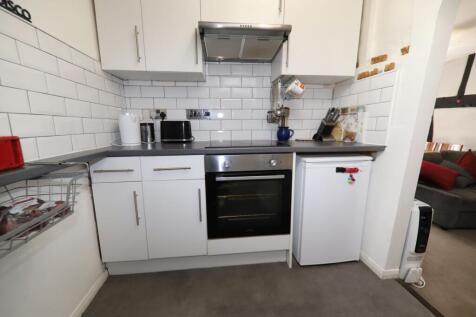 Kitchen (2)