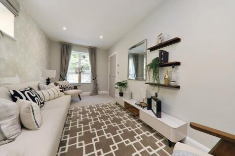 Living Room (E)