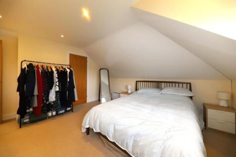 Bed 1 (2)