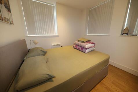 Bed (2)