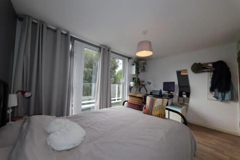 Bedroom Two (2)