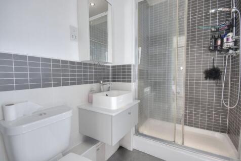 En-Suite (E)