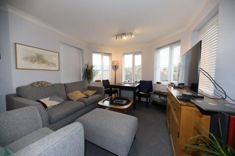Living Room (2)