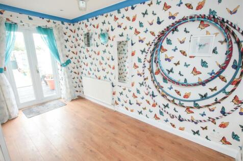 PLAYROOM/ HOME OFFICE