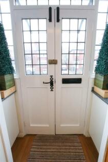 ENTRANCE PORCH
