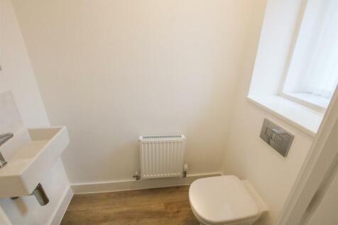 GROUND FLOOR W/C