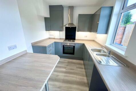 OPEN PLAN DINING KITCHEN