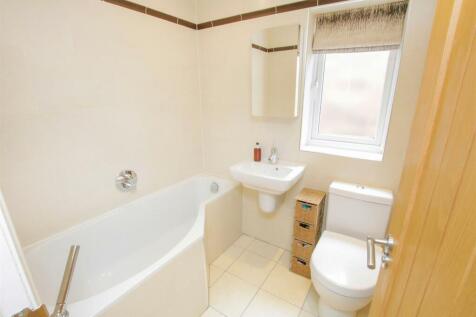 HOUSE BATHROOM