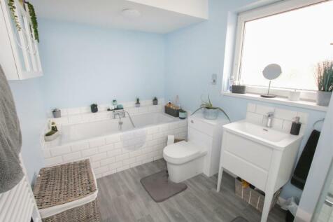 EXTENDED BATHROOM