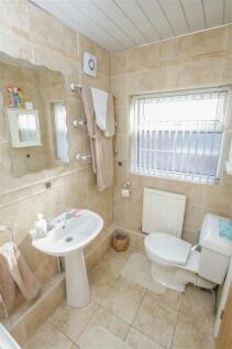 HOUSE BATHROOM