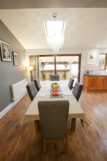 OPEN PLAN LIVING DINING KITCHEN