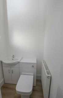 GROUND FLOOR W/C