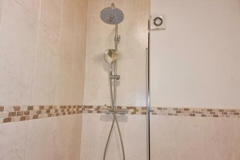 HOUSE BATHROOM
