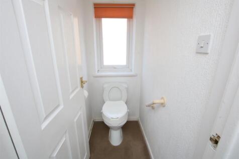 SEPARATE WC