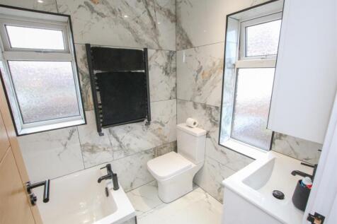 HOUSE BATHROOM
