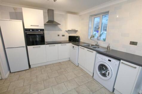 OPEN PLAN DINING KITCHEN