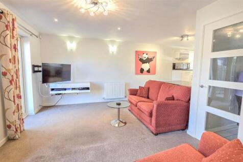 OPEN PLAN LIVING DINING KITCHEN