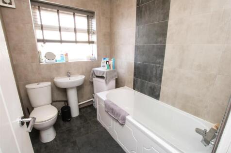 HOUSE BATHROOM