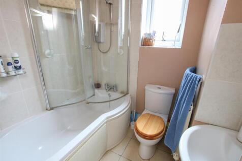 HOUSE BATHROOM