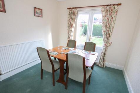 BEDROOM 3 / DINING ROOM