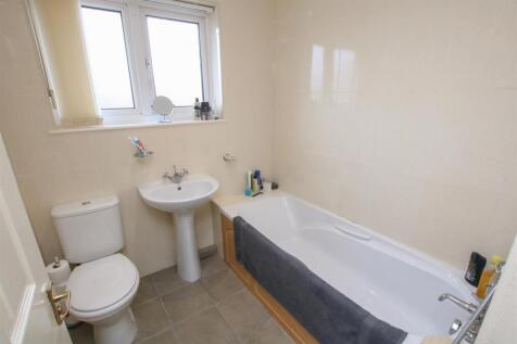 HOUSE BATHROOM