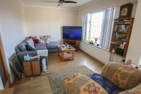 OPEN PLAN LIVING DINING GARDEN ROOM