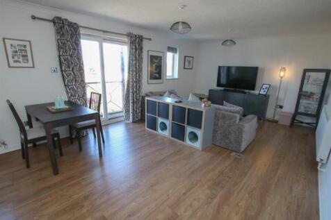 OPEN PLAN LIVING DINING ROOM