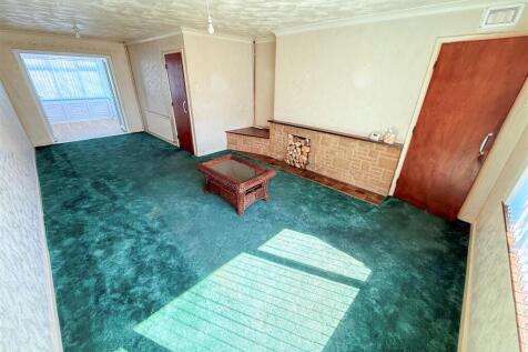 OPEN PLAN LIVING DINING ROOM