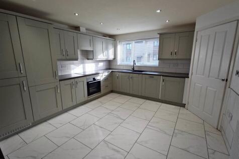 OPEN PLAN DINING KITCHEN