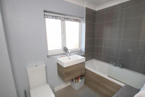 HOUSE BATHROOM