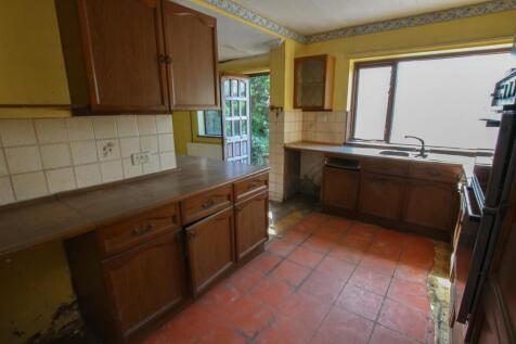 EXTENDED KITCHEN