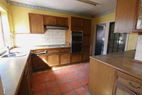 EXTENDED KITCHEN
