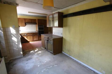 EXTENDED KITCHEN