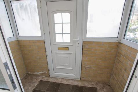 ENTRANCE PORCH
