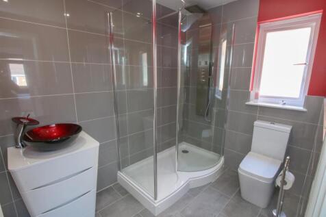 HOUSE BATHROOM