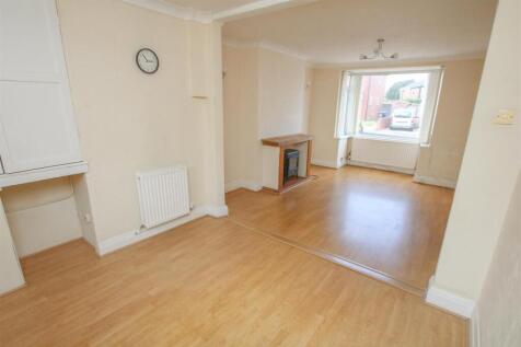 OPEN PLAN LOUNGE/ DINING ROOM