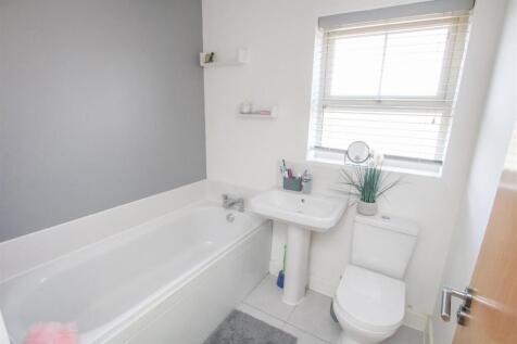 HOUSE BATHROOM
