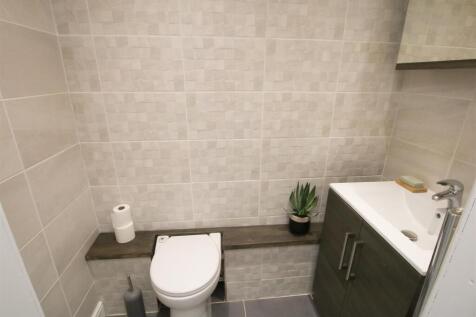 GROUND FLOOR W/C