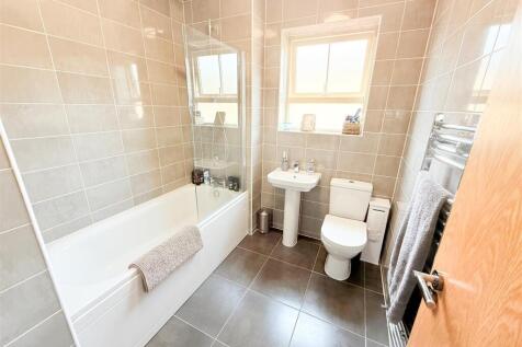 HOUSE BATHROOM