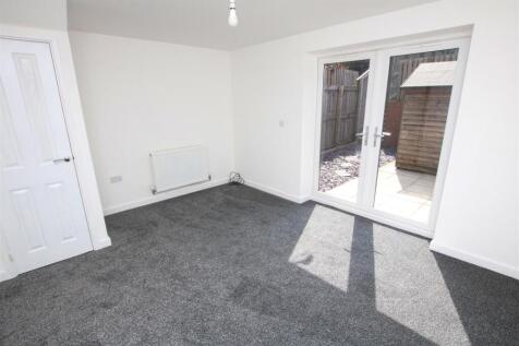 OPEN PLAN LIVING ROOM