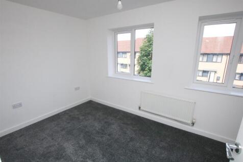 BEDROOM 2 FRONT