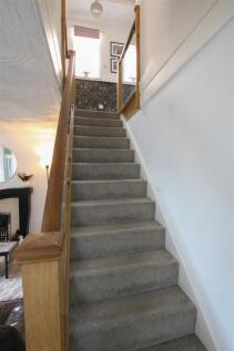 OAK &amp; GLASS STAIRCASE
