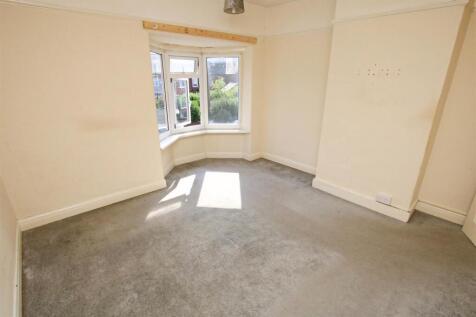 PRINCIPLE BEDROOM