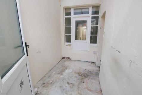 UTILITY LEAN-TO