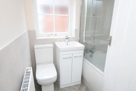 HOUSE BATHROOM