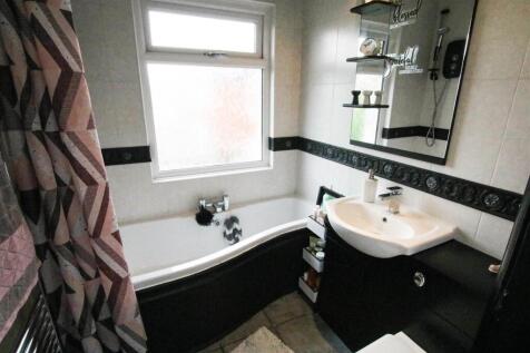 HOUSE BATHROOM