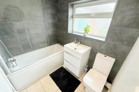 PRINCIPLE BATHROOM