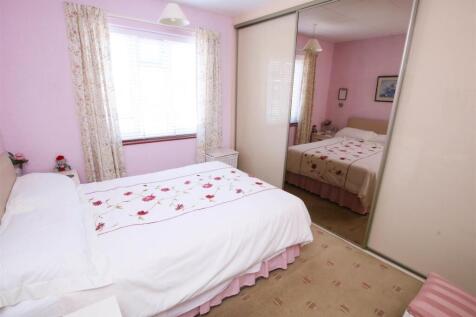 BEDROOM 1 FRONT