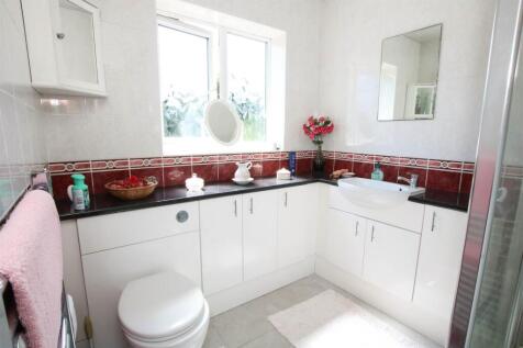 HOUSE BATHROOM