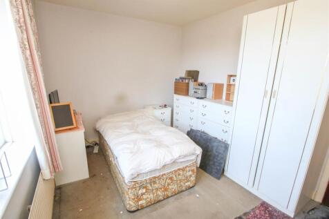 BEDROOM 2 REAR